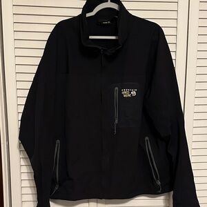 Mountain Hardwear Black Softshell Performance Jacket